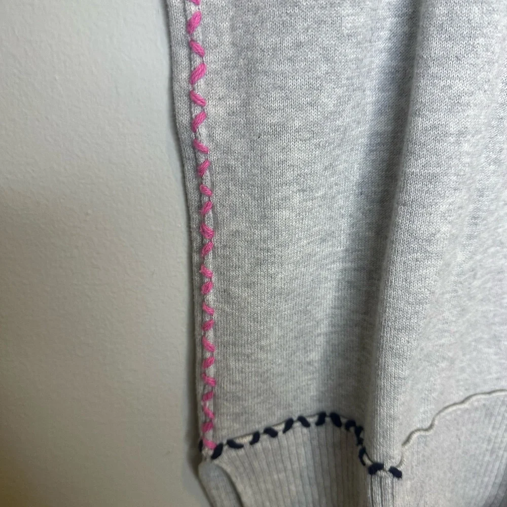 Women’s L Elegant‎ Gray Sweater with Embroidered Details